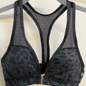 Lululemon sports bra / swim top
